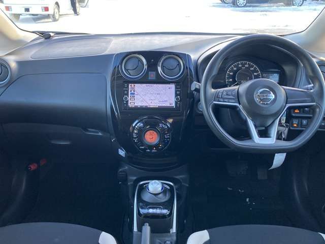 NISSAN NOTE 4WD 2018 Image 31