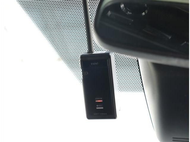 TOYOTA ESQUIRE HYBRID 2017 Image 31