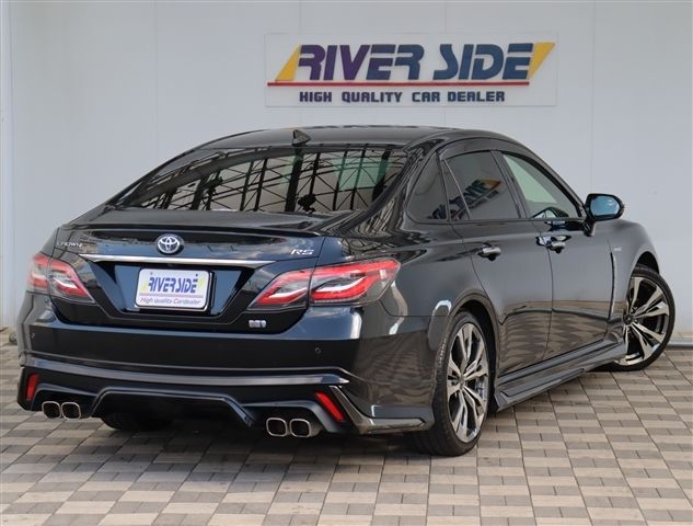 TOYOTA CROWN HARDTOP 2018 Image 31