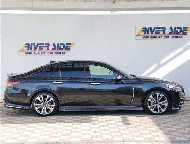 TOYOTA CROWN HARDTOP 2018 Image 31