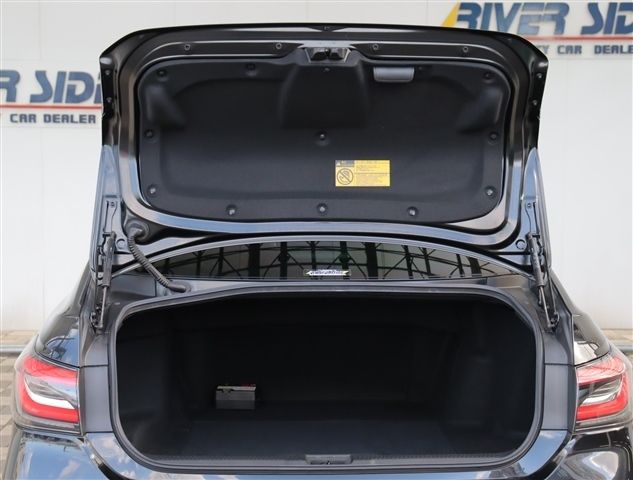 TOYOTA CROWN HARDTOP 2018 Image 31