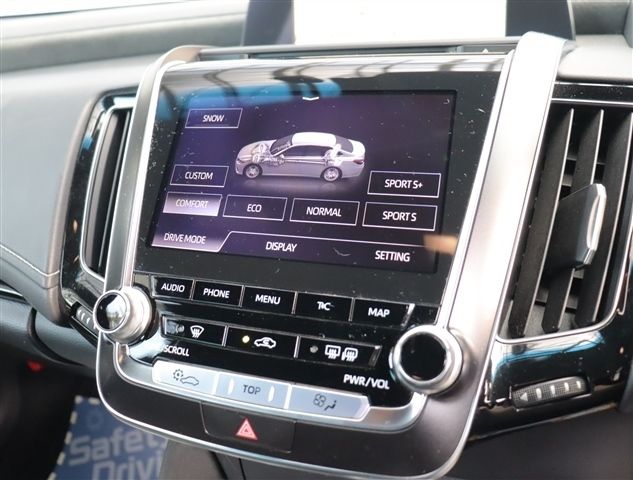 TOYOTA CROWN HARDTOP 2018 Image 31