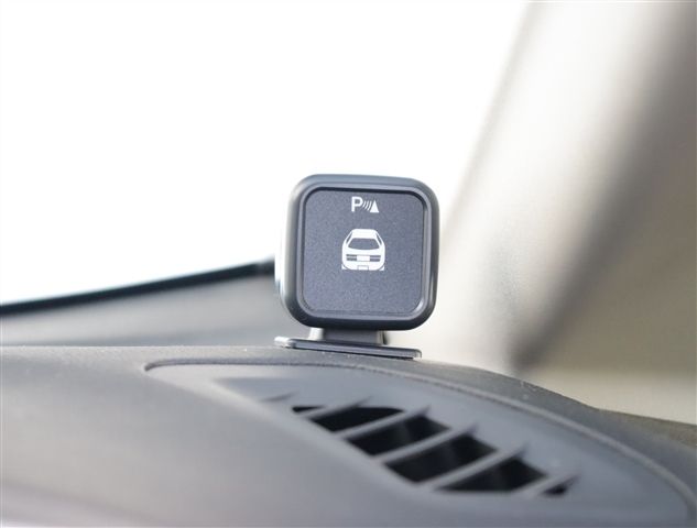 NISSAN ELGRAND 2015 Image 31