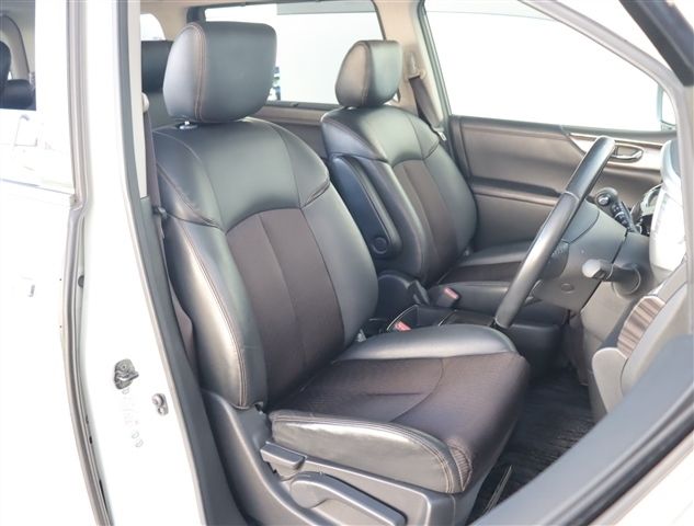 NISSAN ELGRAND 2015 Image 31