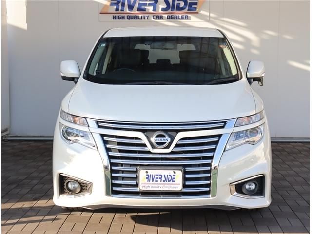 NISSAN ELGRAND 2015 Image 31