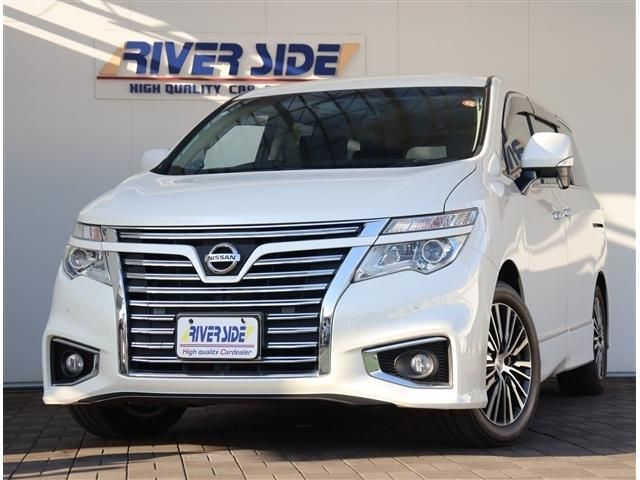 NISSAN ELGRAND 2015 Image 31