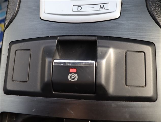 SUBARU LEGACY OUTBACK 2012 Image 31