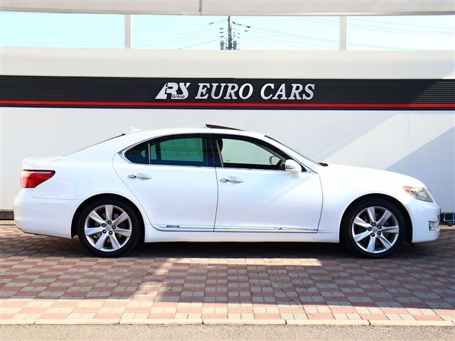 TOYOTA LEXUS LS600H 2012 Image 31