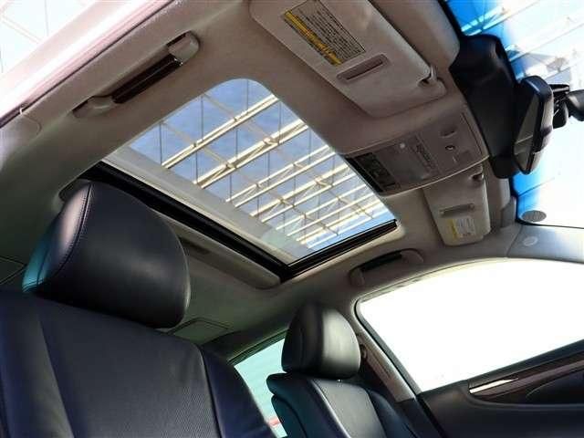 TOYOTA LEXUS LS600H 2012 Image 31