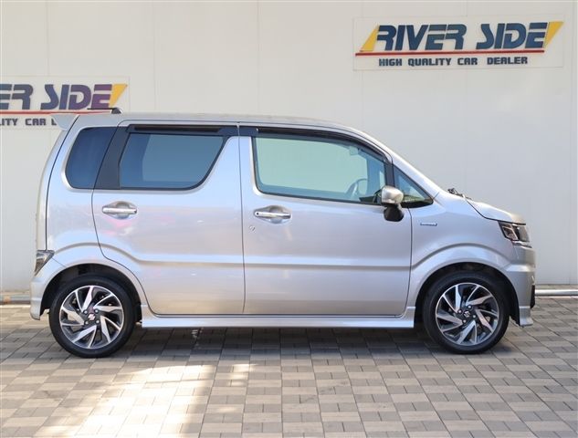 SUZUKI WAGON R 2023 Image 31