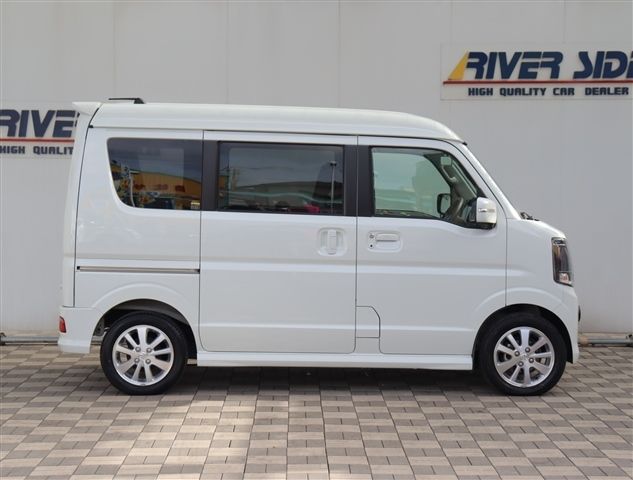 SUZUKI EVERY WAGON 2024 Image 31