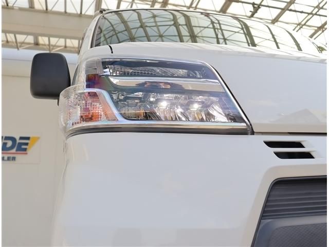 DAIHATSU HIJET CARGO 2021 Image 31