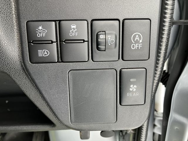 DAIHATSU HIJET CARGO 4WD 2020 Image 31