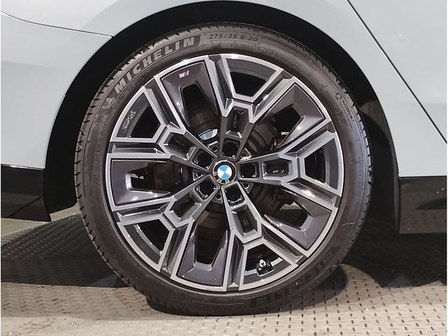 BMW 5SERIES TOURING 2025 Image 31