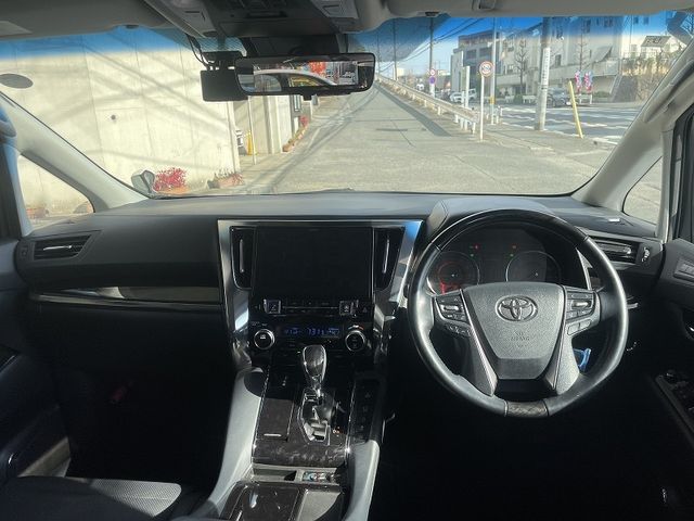 TOYOTA ALPHARD 2018 Image 31