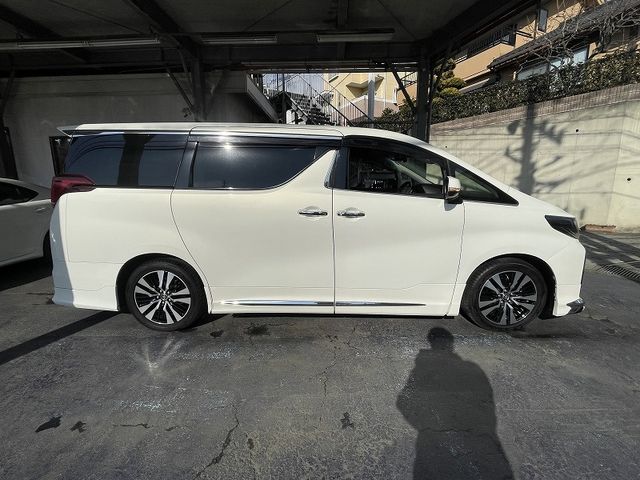 TOYOTA ALPHARD 2018 Image 31
