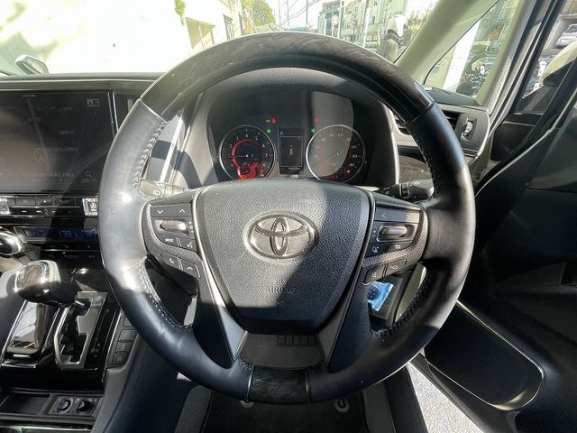 TOYOTA ALPHARD 2018 Image 31