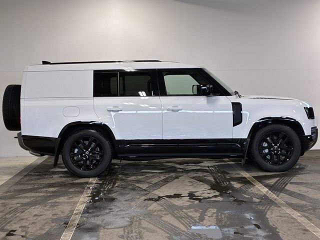 ROVER DEFENDER 2024 Image 31