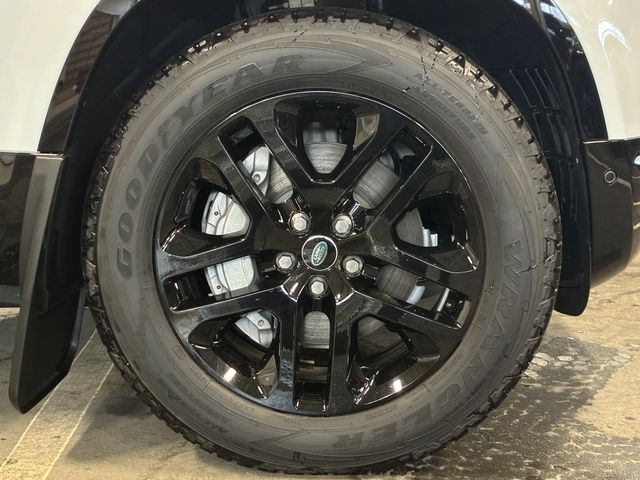 ROVER DEFENDER 2024 Image 31