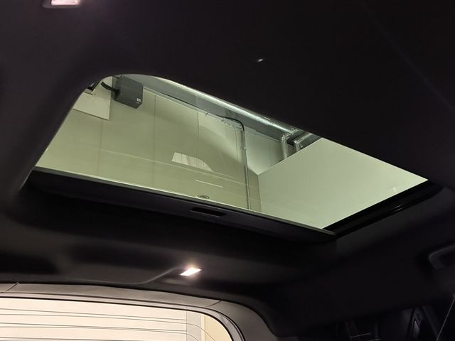 ROVER DEFENDER 2024 Image 31