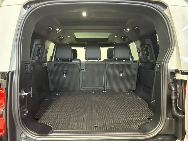 ROVER DEFENDER 2024 Image 31