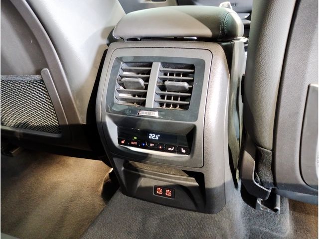 BMW X4 2021 Image 31