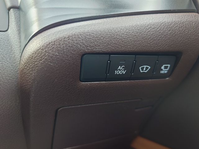 TOYOTA LEXUS ES300H 2019 Image 31