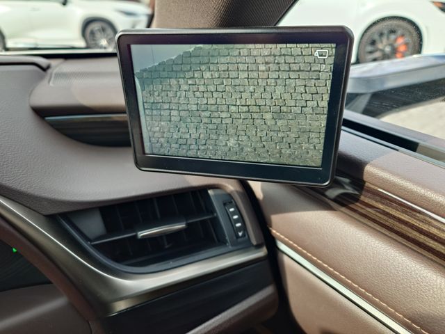 TOYOTA LEXUS ES300H 2019 Image 31