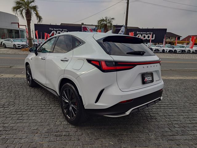 TOYOTA LEXUS NX350H 2023 Image 31