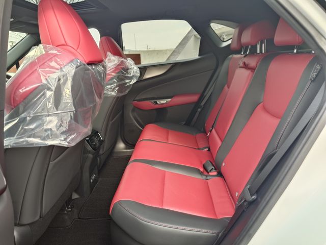 TOYOTA LEXUS NX350H 2023 Image 31