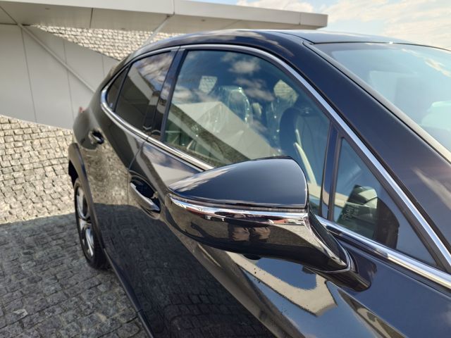 TOYOTA LEXUS UX250H 2023 Image 31