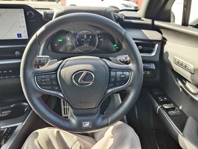 TOYOTA LEXUS UX250H 2023 Image 31