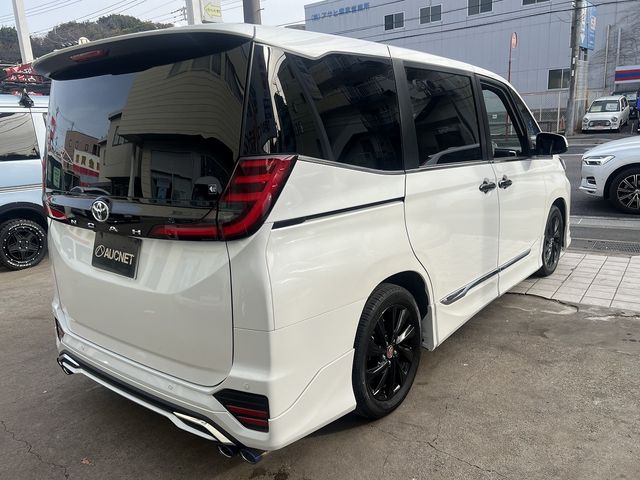 TOYOTA NOAH 2023 Image 31
