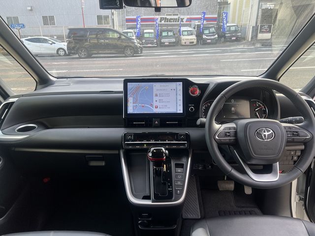 TOYOTA NOAH 2023 Image 31