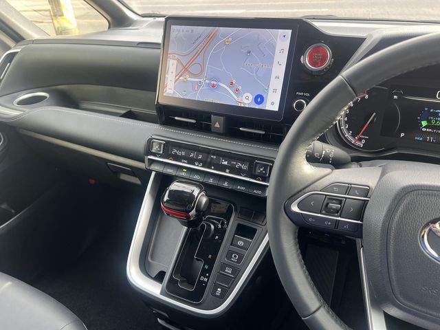 TOYOTA NOAH 2023 Image 31