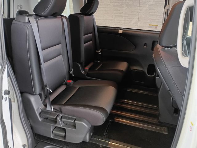 NISSAN SERENA  S-HYBRID 2016 Image 31