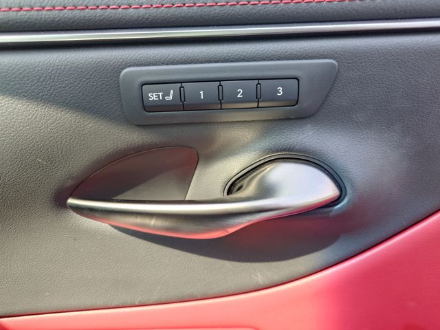 TOYOTA LEXUS ES300H 2021 Image 31