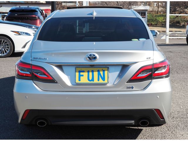 TOYOTA CROWN SEDAN HYBRID 2020 Image 31