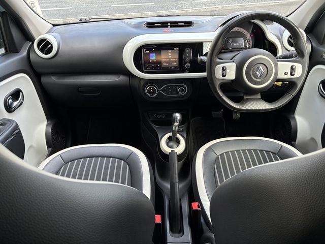 RENAULT TWINGO 2020 Image 31