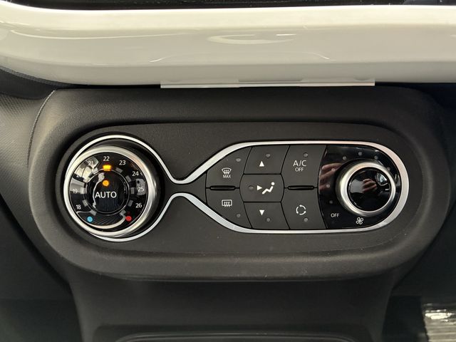 RENAULT TWINGO 2020 Image 31