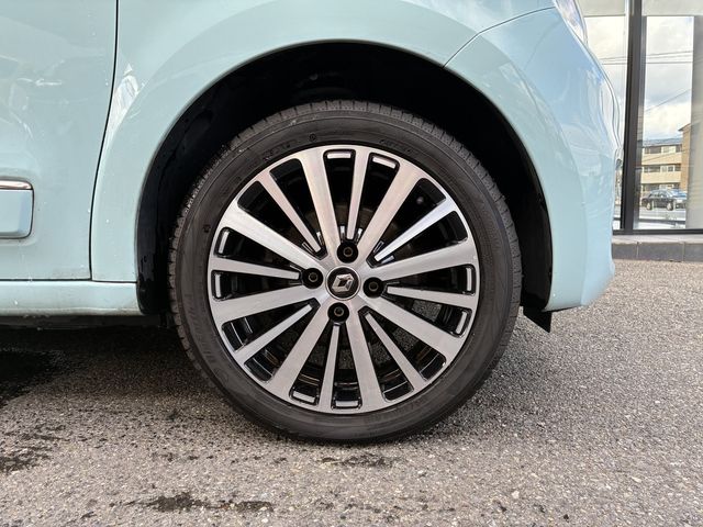 RENAULT TWINGO 2020 Image 31