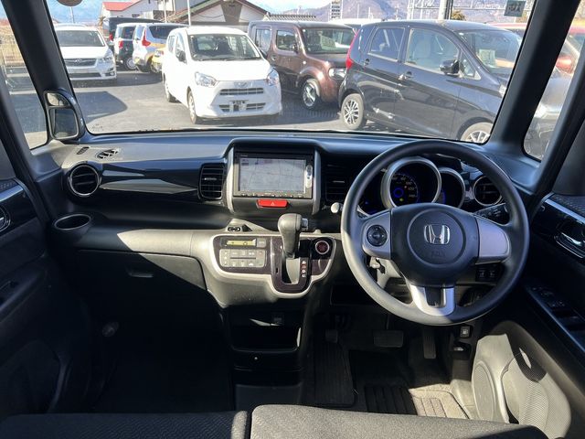 HONDA N BOX CUSTOM 2014 Image 31