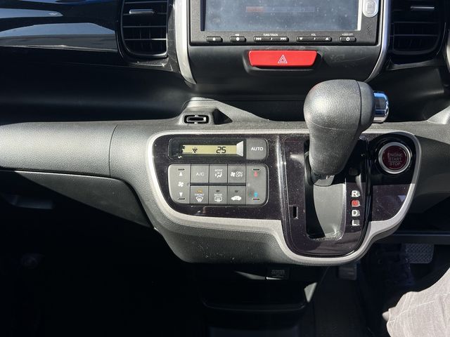 HONDA N BOX CUSTOM 2014 Image 31