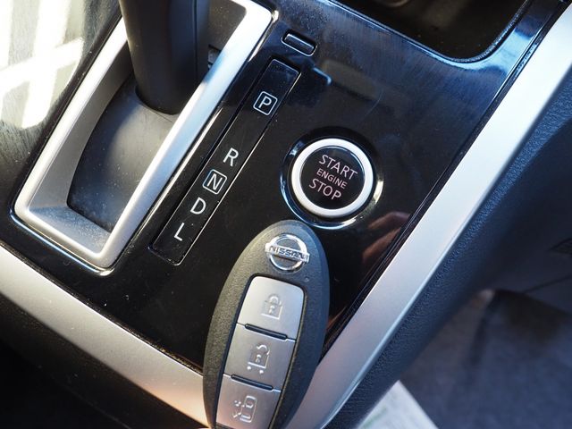 NISSAN SERENA  WG 2016 Image 31