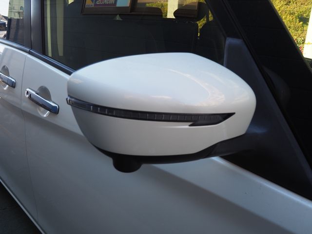 NISSAN SERENA  WG 2016 Image 31