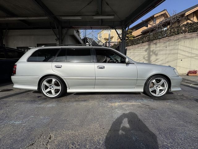 TOYOTA CROWN ESTATE 2003 Image 31