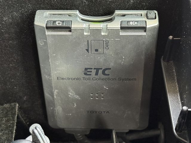 TOYOTA CROWN ESTATE 2003 Image 31