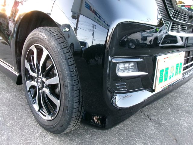 HONDA N BOX CUSTOM 2020 Image 31