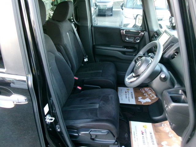 HONDA N BOX CUSTOM 2020 Image 31