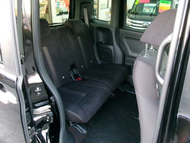 HONDA N BOX CUSTOM 2020 Image 31